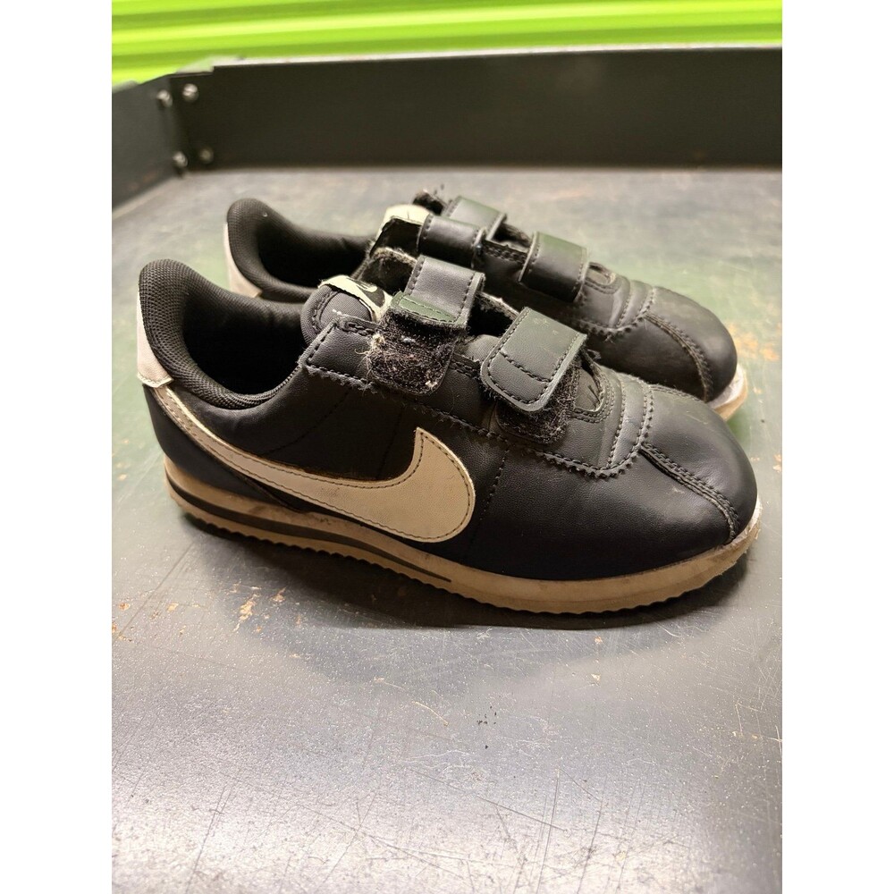Nike - Picture 4 of 5